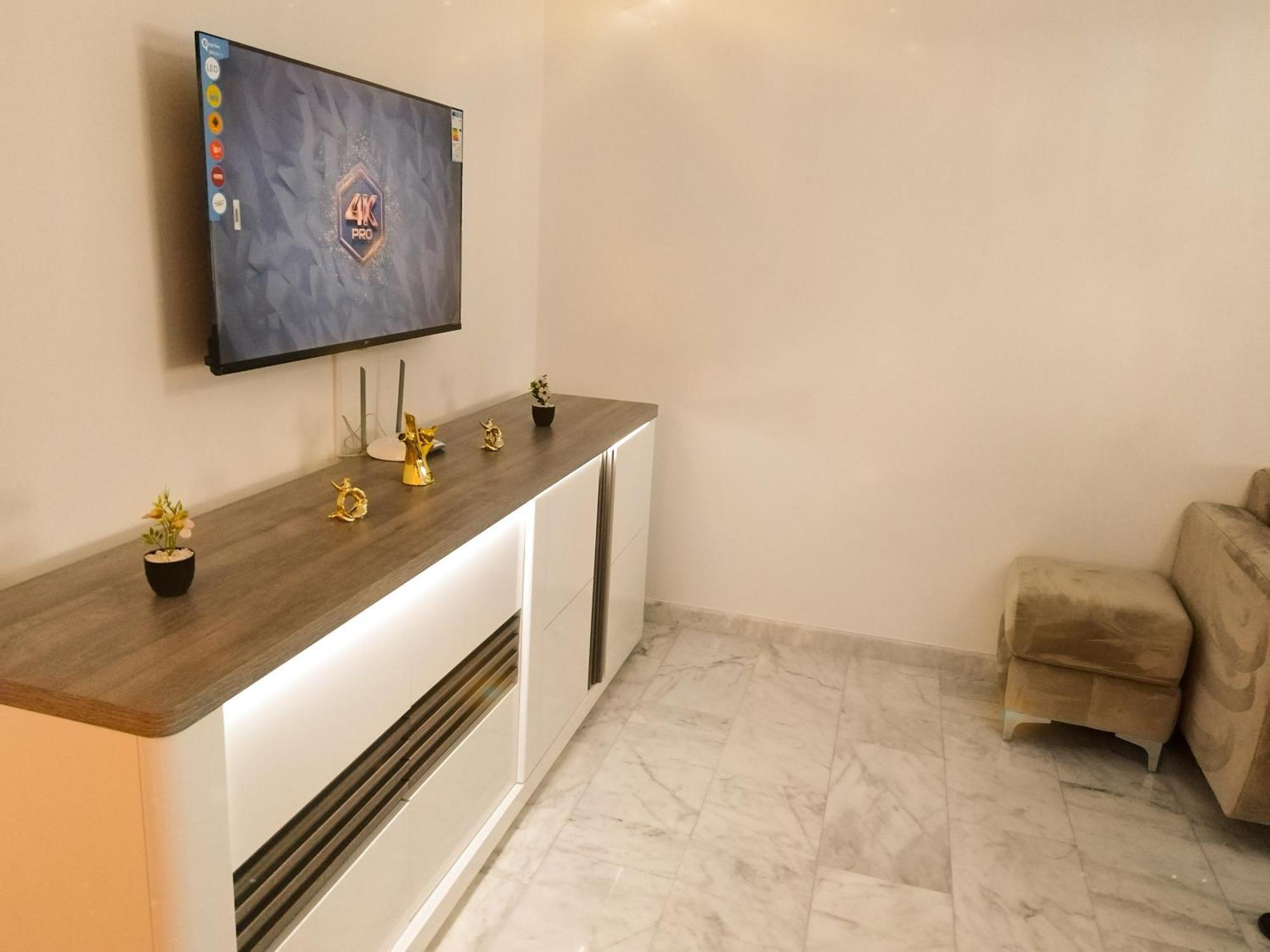 Incroyable Appartement A Playa Enface Cafe Sky 17 Tanger Exteriér fotografie