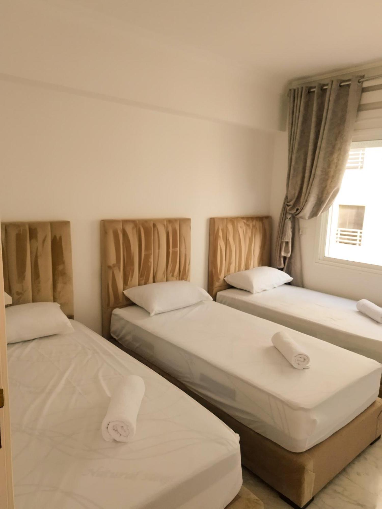 Incroyable Appartement A Playa Enface Cafe Sky 17 Tanger Exteriér fotografie